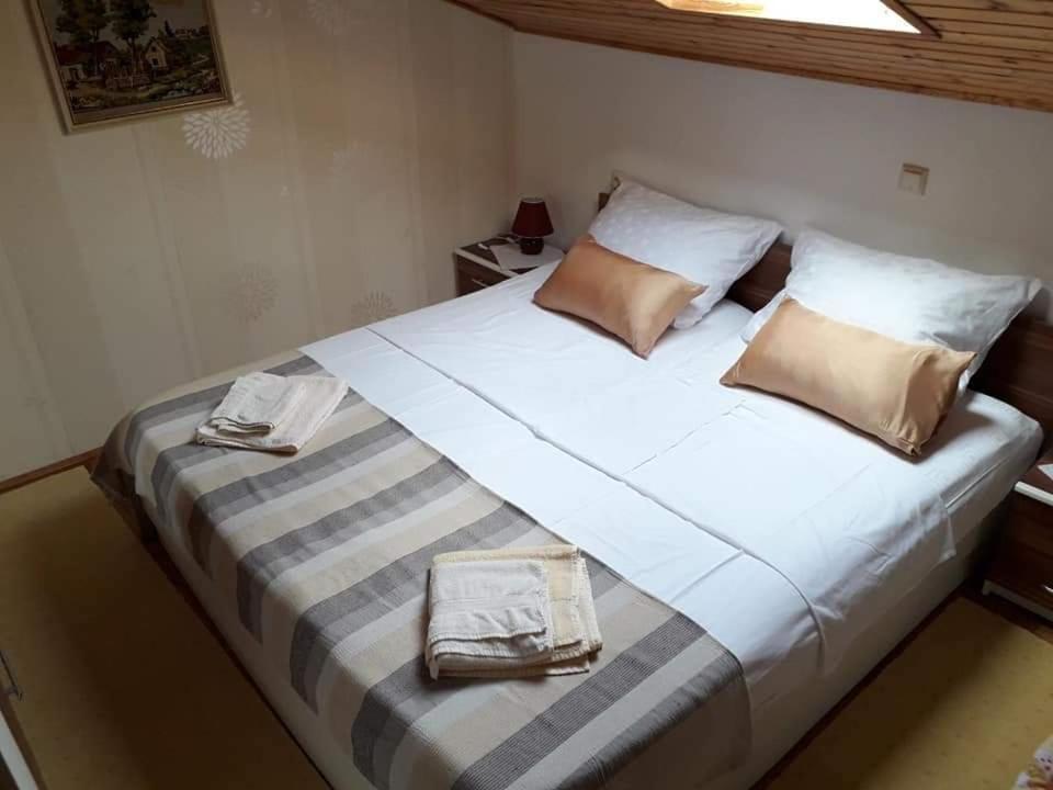Apartment Mario Dramalj Ngoại thất bức ảnh